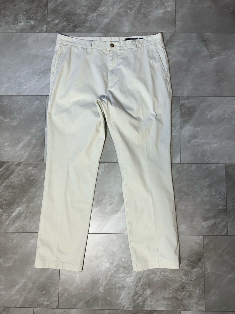 Men's Slim Chino Pants - White Vineyard Vines Chino Pants 38 x 32 Men